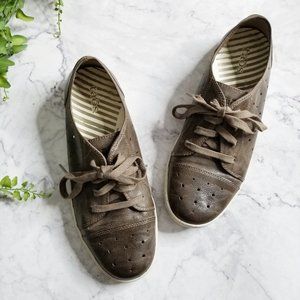 Taos | Holesome Vintage Khaki Leather Sneakers